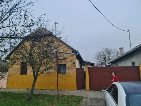 Prodaja, kuća, 100m², Bogojevo, Odžaci - image 1