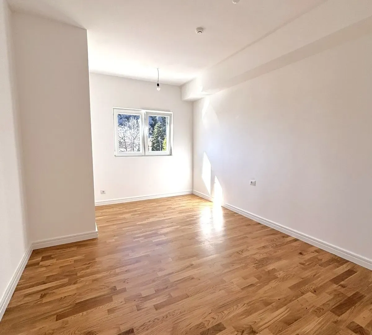 Sale, one bedroom apartment, 63m², Sutomore, Bar