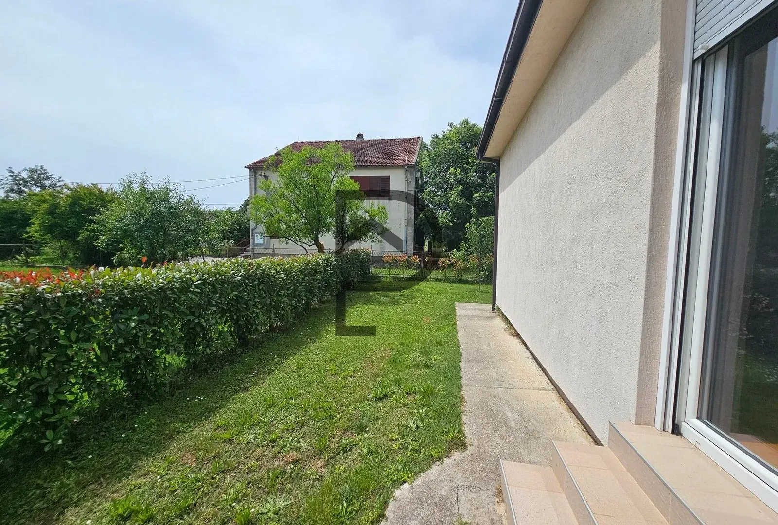 Rent, house, 120m², Tološi, Podgorica