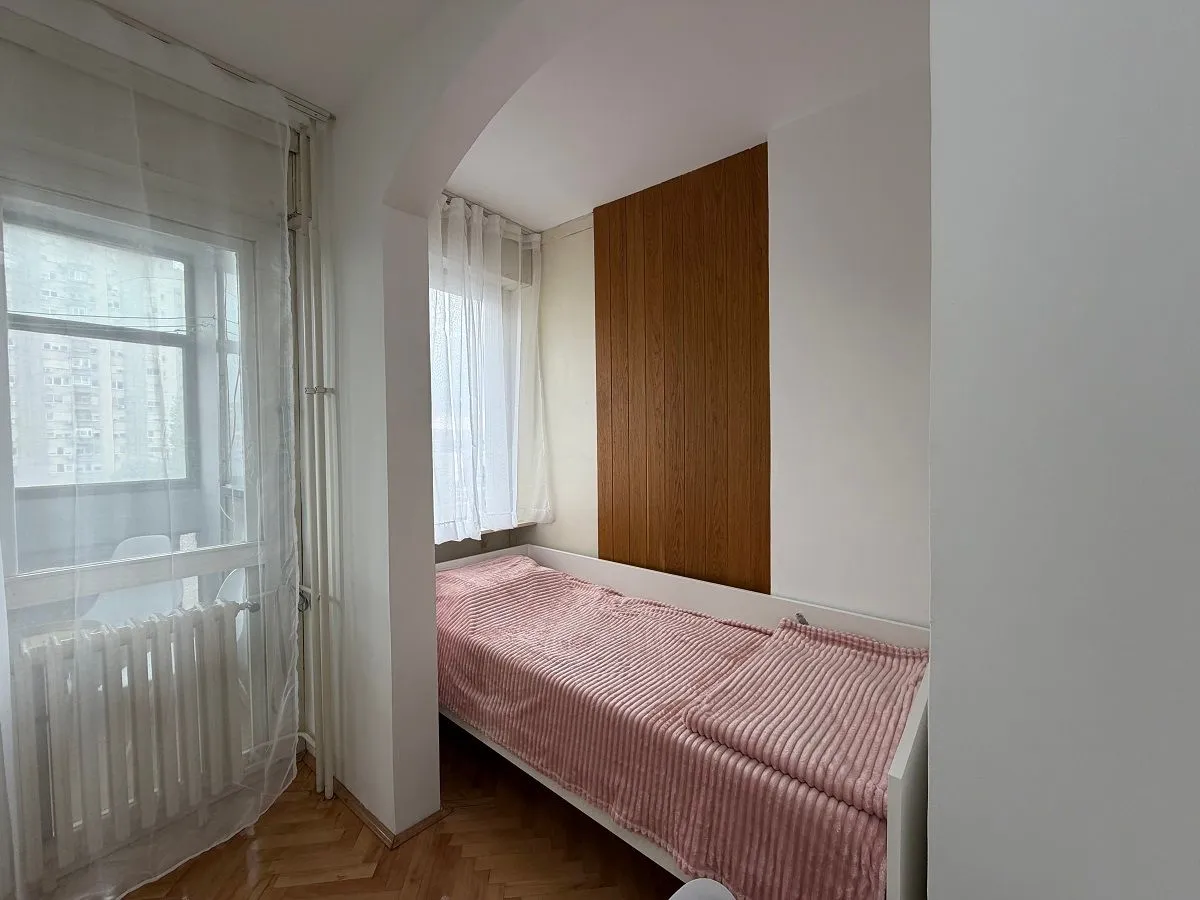 Rent, two bedroom apartment, 41m², Crveni Krst, Beograd