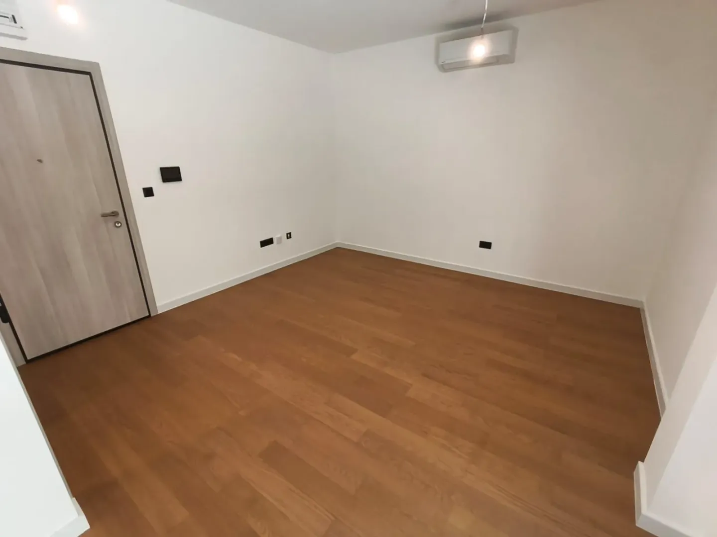 Sale, studio apartment, 30m², Blok 9, Podgorica