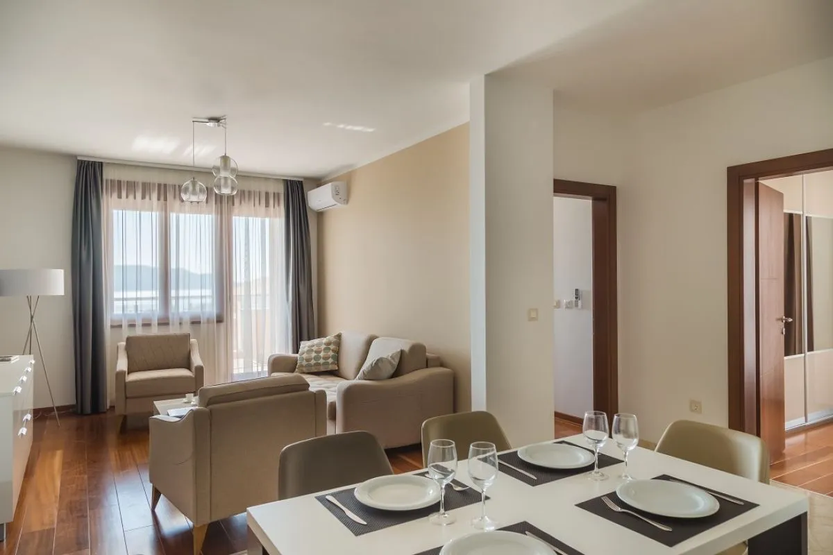 Sale, two bedroom apartment, 95m², Bečići, Budva