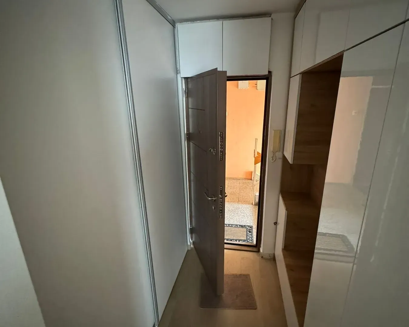 Rent, one bedroom apartment, 50m², Centar, Bar