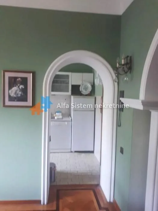 Rent, two bedroom apartment, 100m², Čukarica, Beograd
