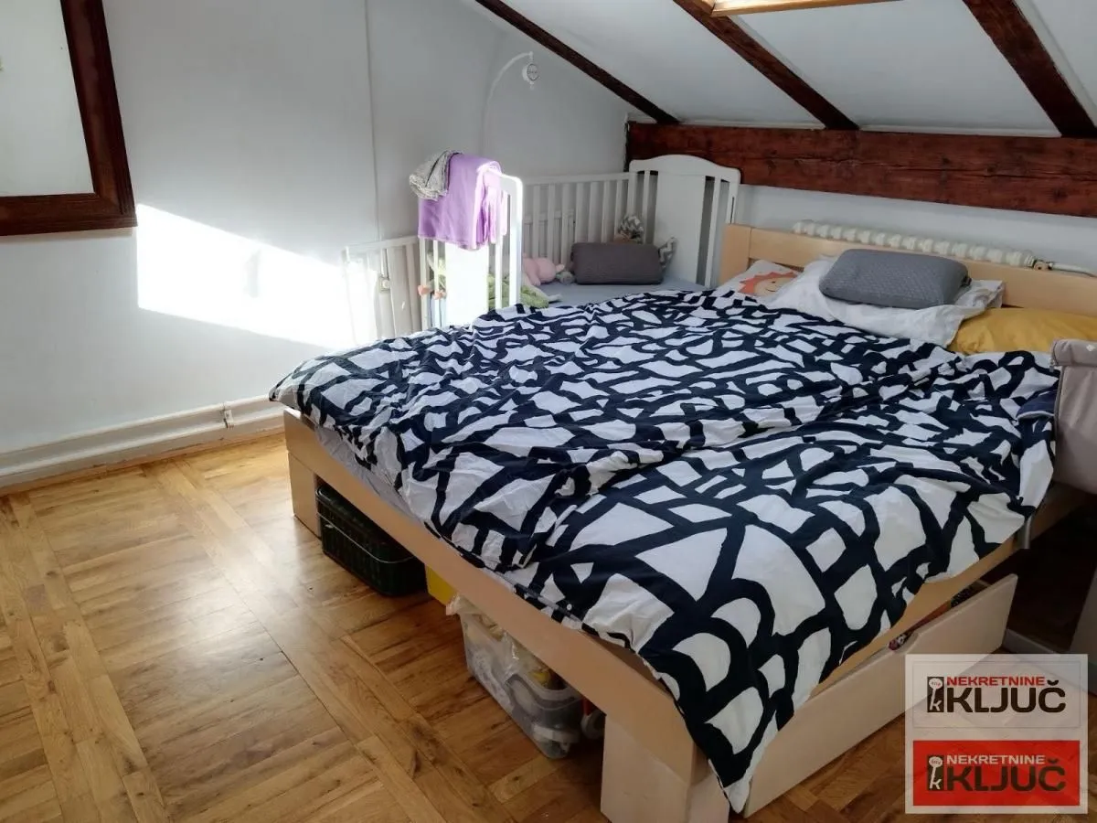 Prodaja, trosoban stan, 76m², Novo naselje, Novi Sad