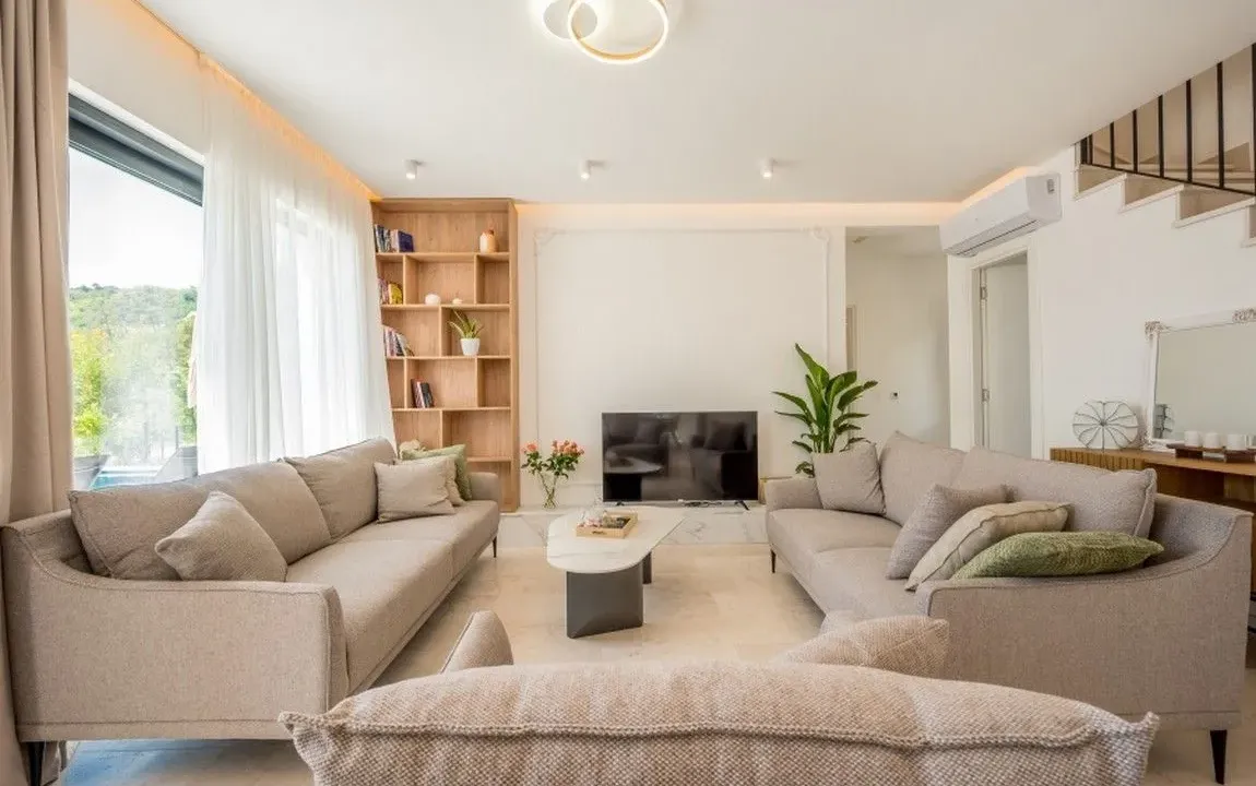 Prodaja, kuća, 250m², Mrčevac, Tivat