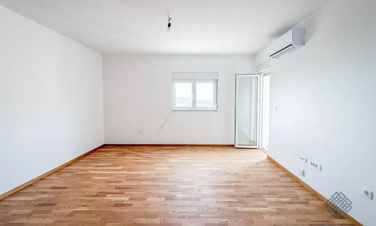 Sale, two bedroom apartment, 59m², Bečići, Budva