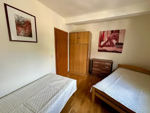 Izdavanje, dvosoban stan, 70m², Lazi, Budva - image 7