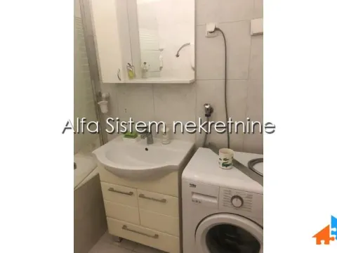 Izdavanje, dvosoban stan, 50m², Stari Grad, Beograd - image 12