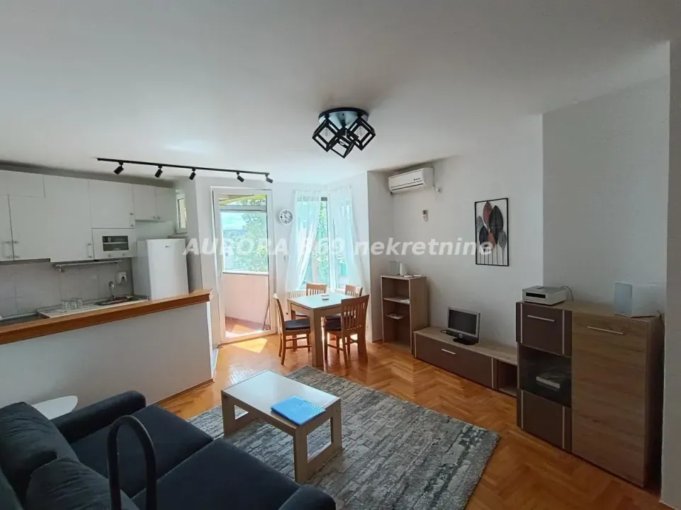 Rent, two bedroom apartment, 44m², Podbara, Novi Sad Sve Podlokacije
