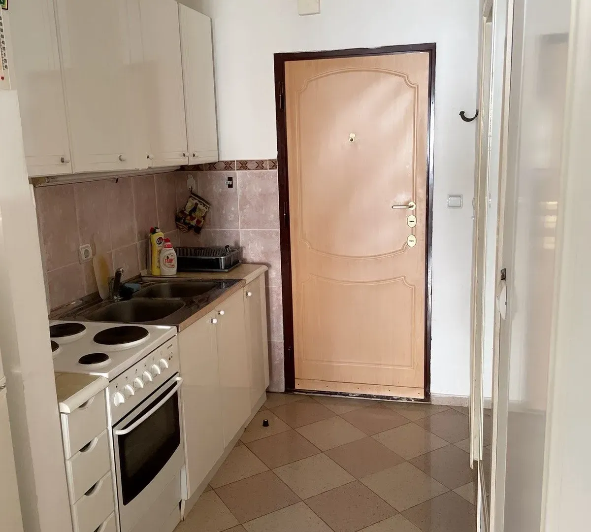 Izdavanje, stan, 35m², Budva, Crna Gora