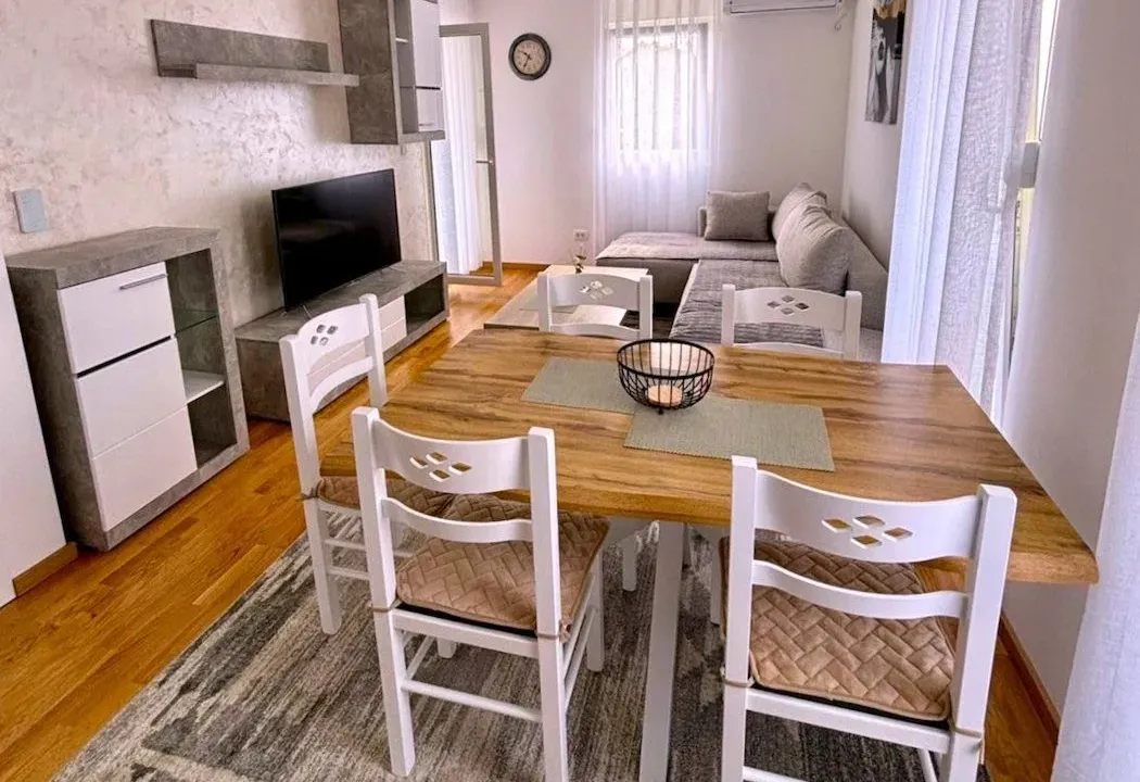 Izdavanje, stan, 61m², Zagorič, Podgorica