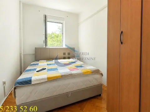 Prodaja, dvosoban stan, 72m², Centar, Inđija - image 5