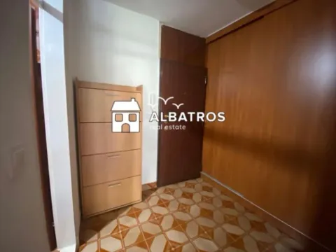 Izdavanje, jednosoban stan, 77m², Centar, Bar - image 3