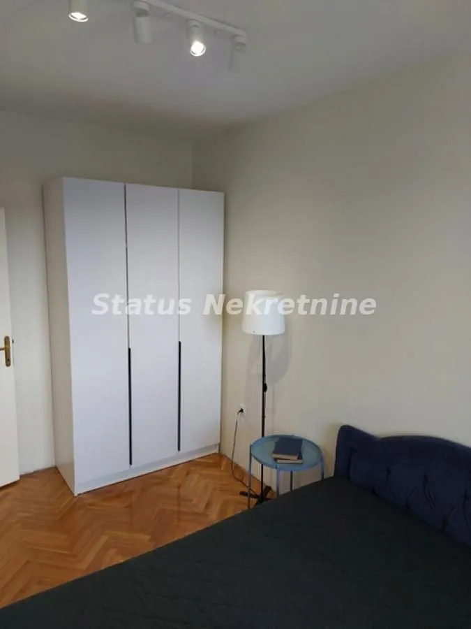 Izdavanje, dvosoban stan, 43m², Grbavica, Novi Sad Sve Podlokacije