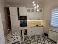 Izdavanje, trosoban stan, 68m², Stari Grad, Beograd - image 1