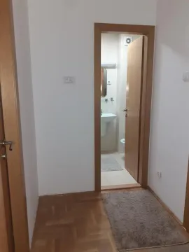 Rent, three bedroom apartment, 95m², Dalmatinska ulica, Podgorica - image 7