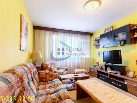 Sale, three bedroom apartment, 70m², Stari Košutnjak, Rakovica