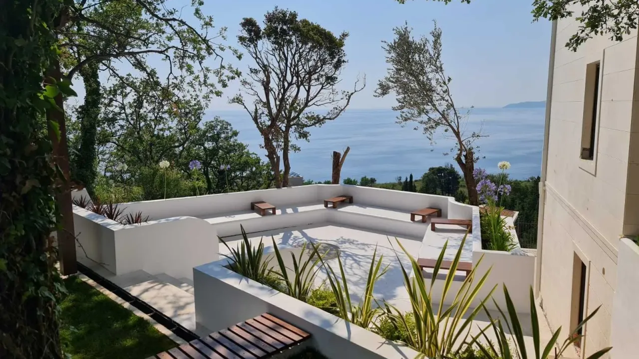 Sale, house, 280m², Reževići, Budva