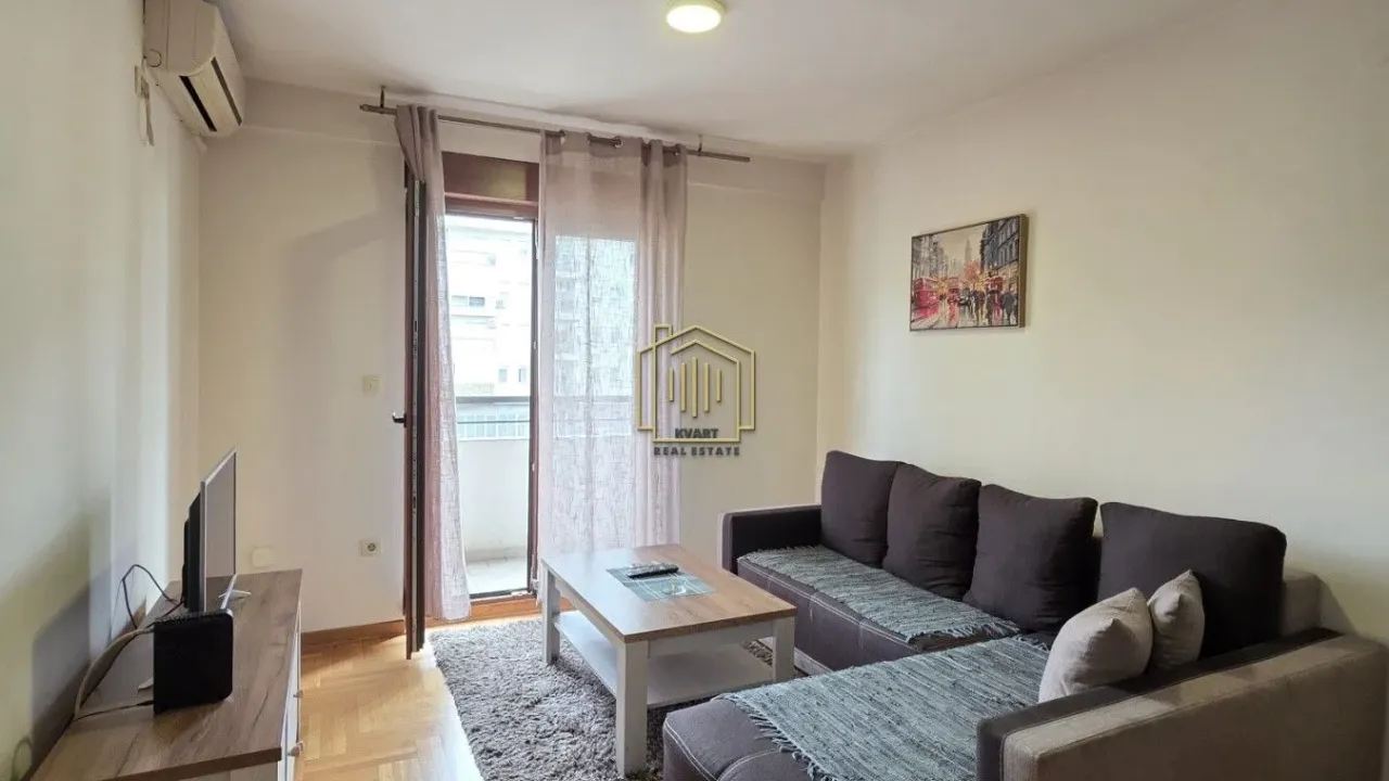 Prodaja, jednosoban stan, 41m², Stari Aerodrom, Podgorica