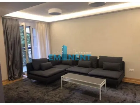 Rent, three bedroom apartment, 70m², Kalenić Pijaca, Vračar Sve Podlokacije