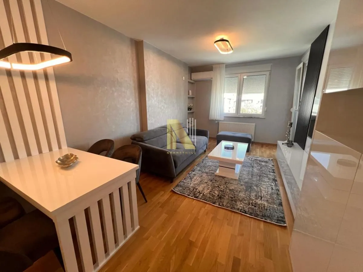 Izdavanje, dvosoban stan, 48m², Avijatičarsko naselje, Novi Sad Sve Podlokacije
