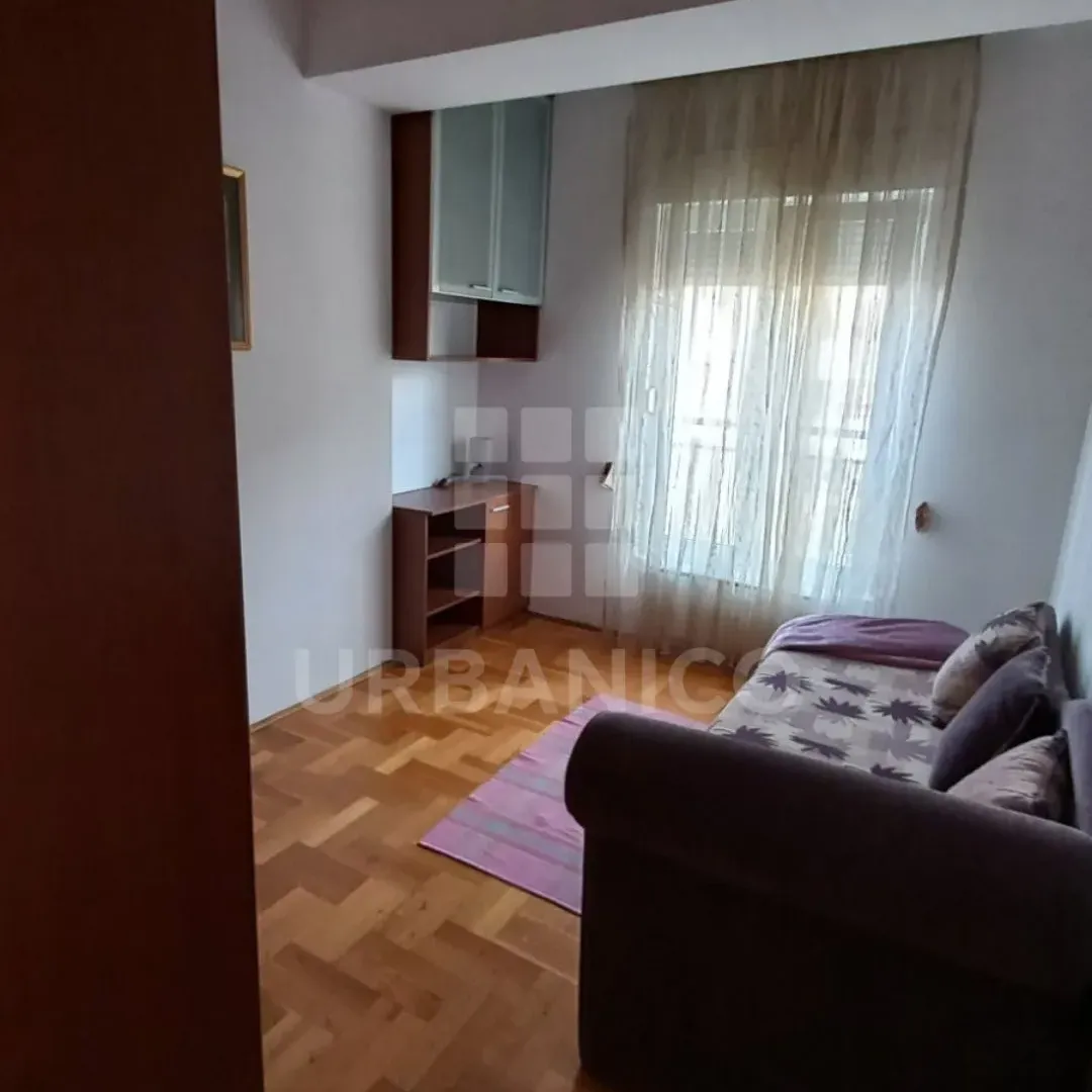 Izdavanje, dvosoban stan, 62m², Blok 9, Podgorica