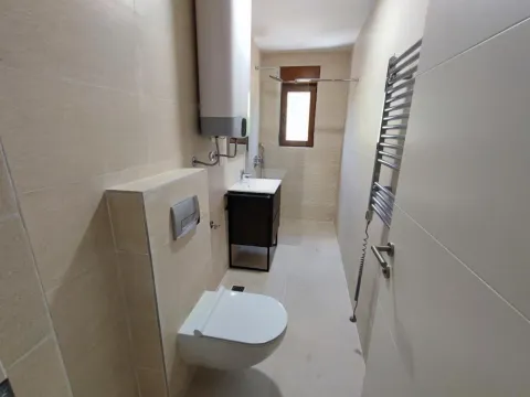 Prodaja, trosoban stan, 113m², Đuraševići, Tivat - image 11