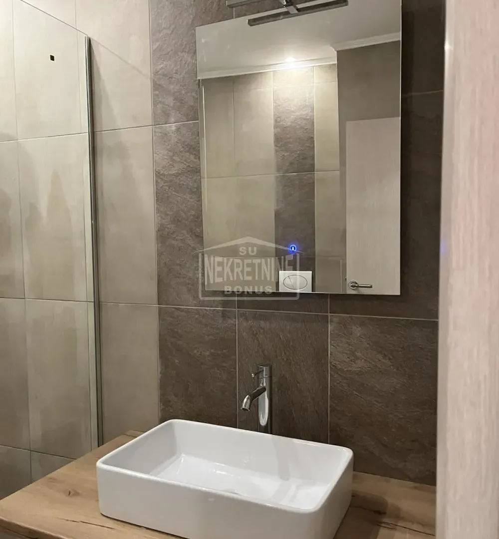 Prodaja, stan, 195m², Prozivka, Subotica