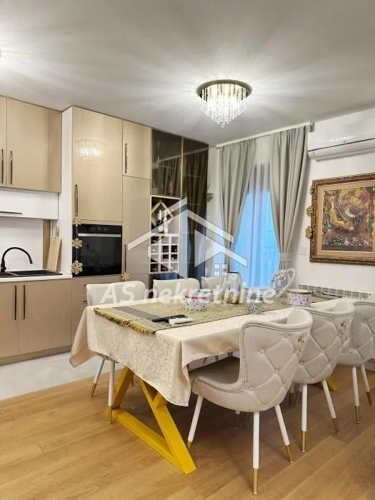 Rent, three bedroom apartment, 89m², Čubura, Beograd
