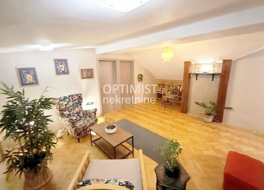 Prodaja, četvorosoban stan, 65m², Filmski Grad, Beograd
