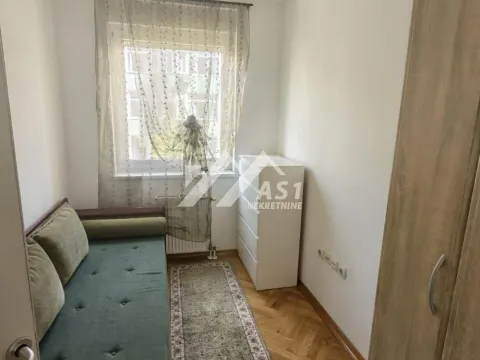 Izdavanje, trosoban stan, 50m², Grbavica, Novi Sad Sve Podlokacije - image 6