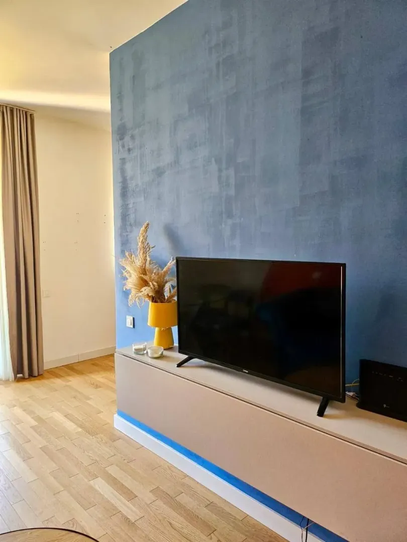 Izdavanje, jednosoban stan, 49m², Bečići, Budva