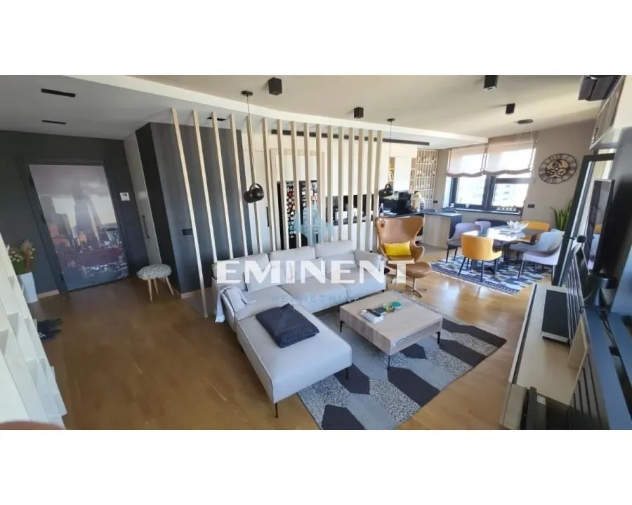 Prodaja, četvorosoban stan, 110m², Savski Venac, Beograd