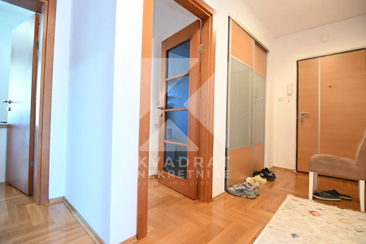 Rent, two bedroom apartment, 66m², Centar, Podgorica