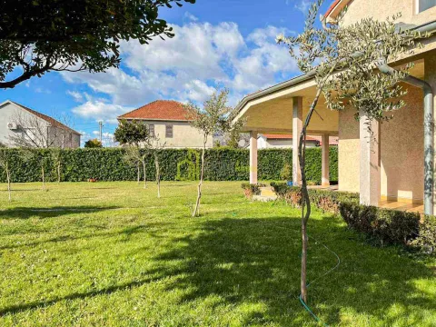 Sale, house, 128m², Centar, Bar - image 21