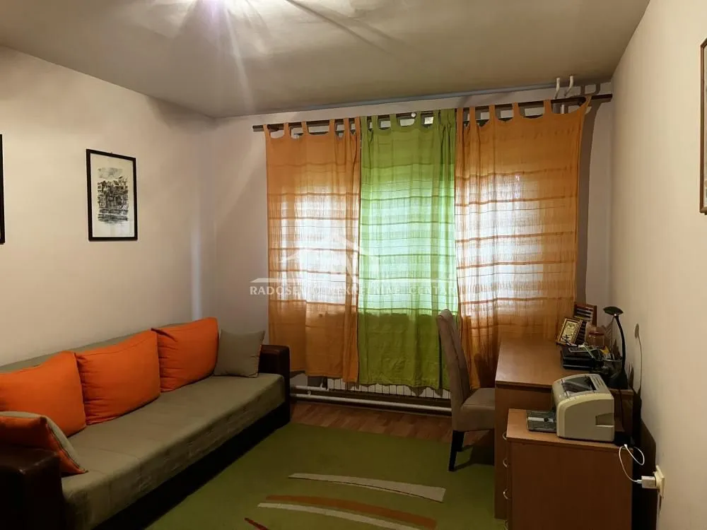 Sale, apartment, 110m², Karaburma, Palilula Sve Podlokacije