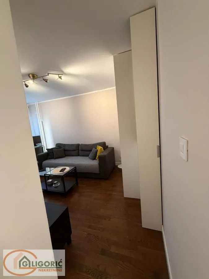 Sale, one bedroom apartment, 42m², Zemun Sve Podlokacije, Beograd