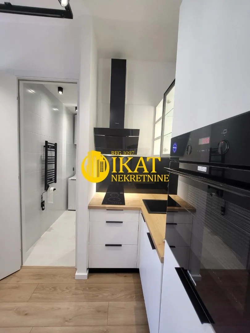 Sale, two bedroom apartment, 33m², Stari Grad, Beograd