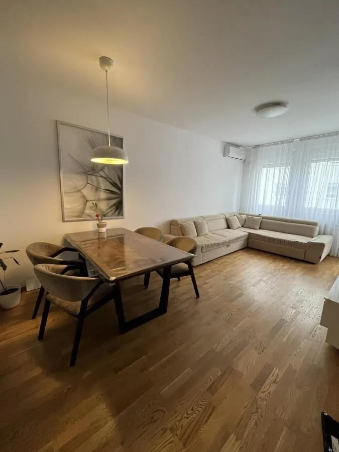 Prodaja, dvosoban stan, 62m², Rotkvarija, Novi Sad Sve Podlokacije