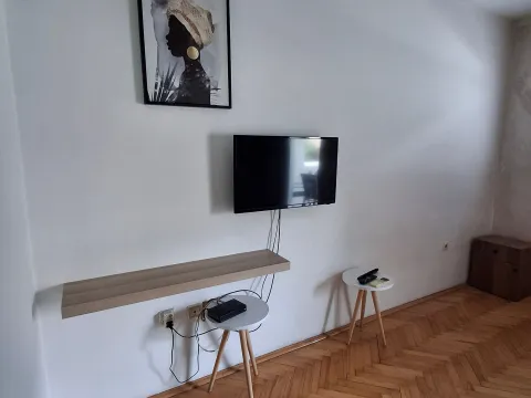 Stan-na-dan, garsonjera, 25m², Podkošljun, Budva - image 2