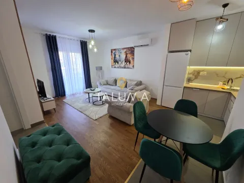 Izdavanje, jednosoban stan, 56m², City Kvart, Podgorica - image 8
