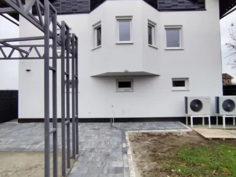 Prodaja, kuća, 260m², Veternik, Novi Sad Sve Podlokacije - image 12