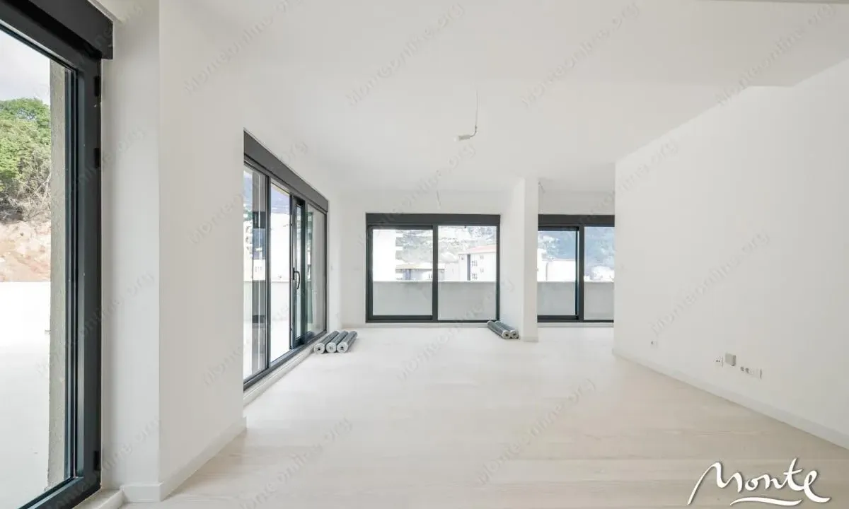 Prodaja, trosoban stan, 146m², Budva, Crna Gora