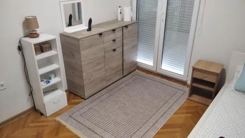 Izdavanje, dvosoban stan, 84m², Centar, Podgorica - image 9