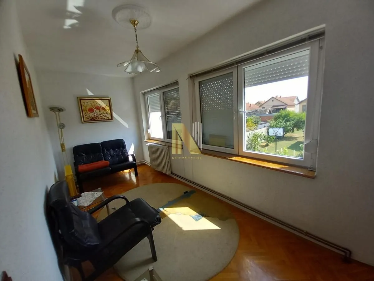 Prodaja, kuća, 272m², Bela Palanka, Srbija