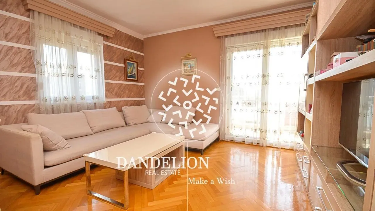 Izdavanje, dvosoban stan, 88m², City Kvart, Podgorica