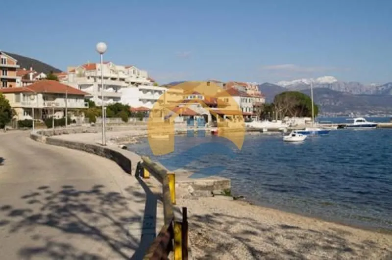 Prodaja, ugostiteljski objekat, 450m², Đenovići, Herceg Novi