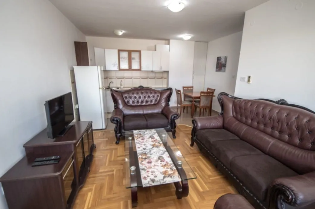 Rent, two bedroom apartment, 600m², City Kvart, Podgorica