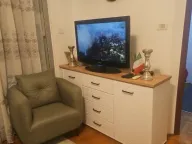 Izdavanje, jednosoban stan, 40m², Central Point, Podgorica - image 1